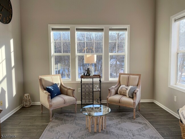 Photo - 5 W River Styx Rd Unit 302