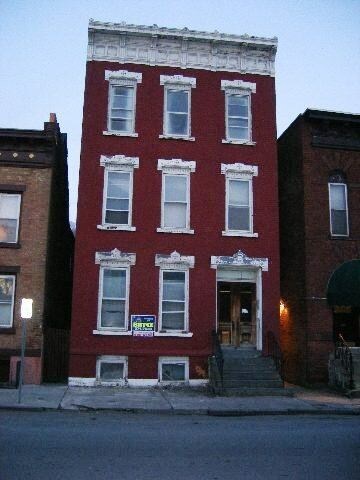 Photo - 270 4th St Apartamentos