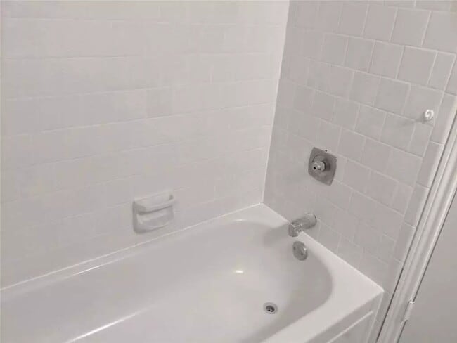 Photo - 8715 Yvonne Dr