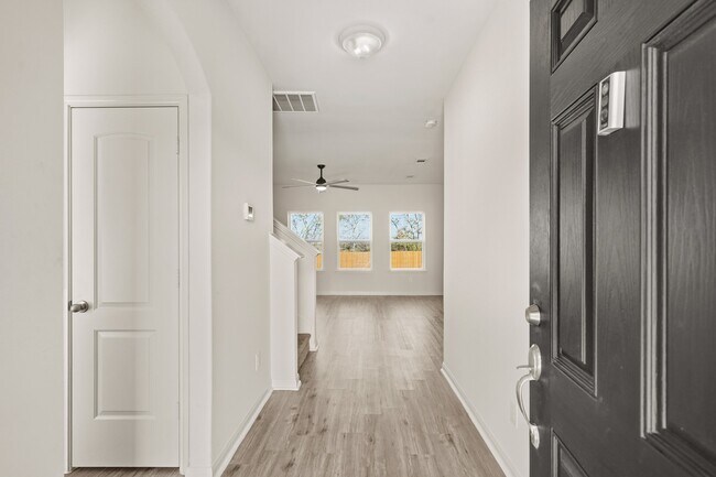 Photo - 1531 Loose Stone Dr