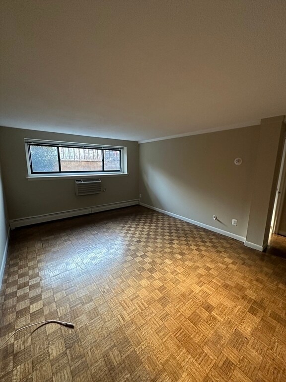 Photo - 375 Harvard St Unidad 2