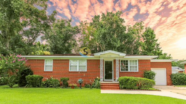 Photo - 6348 Cherry Laurel Dr House