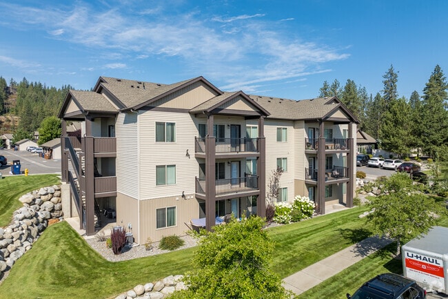 The Residence at River Run