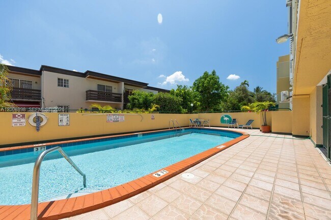 Photo - 8320 NW 8th St Unit 2-213