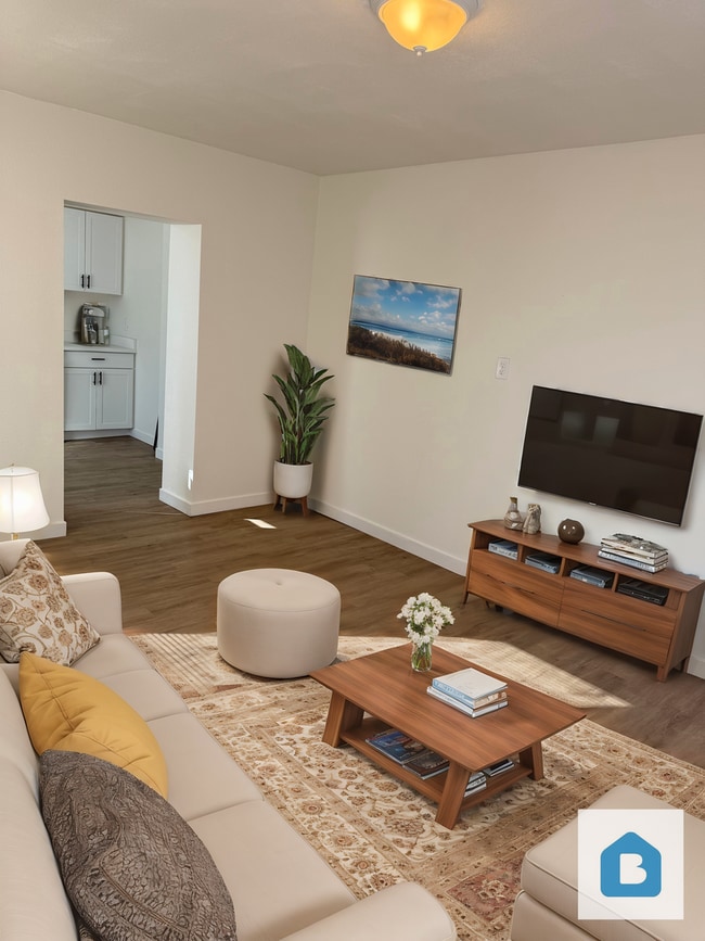 Building Photo - 2422 W Vermijo Ave Unit 6 Rental