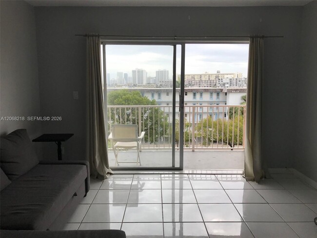 Photo - 2200 E Hallandale Beach Blvd Unit 512