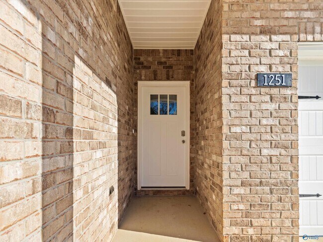 Photo - 1251 Eidson St