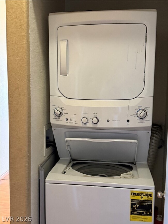 Building Photo - 700 Carnegie St Unit 2423