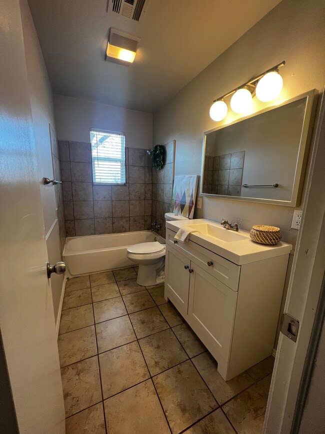 Photo - 43 Shirley Ln