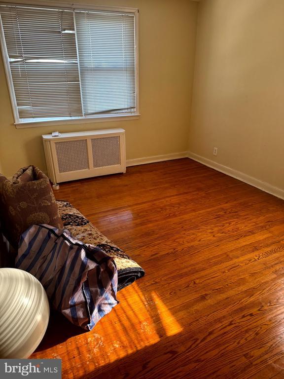 Photo - 1629 Murdoch Rd