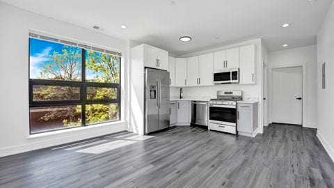 Photo - 4350 W Lawrence Ave