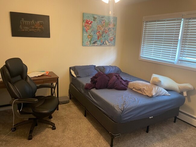 Photo - 250 Wayne Ct