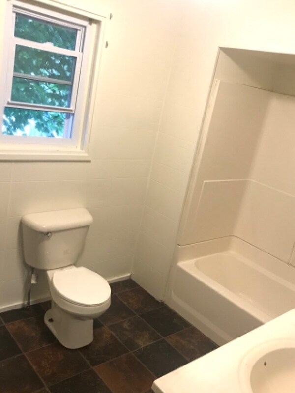 Photo - 704 N Chestnut St Unidad #1