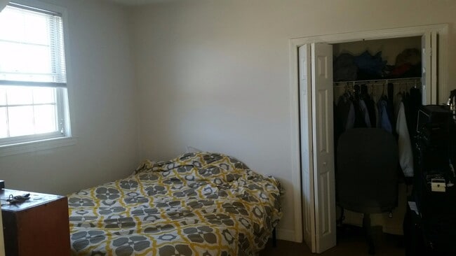 Photo - 121 Jersey St