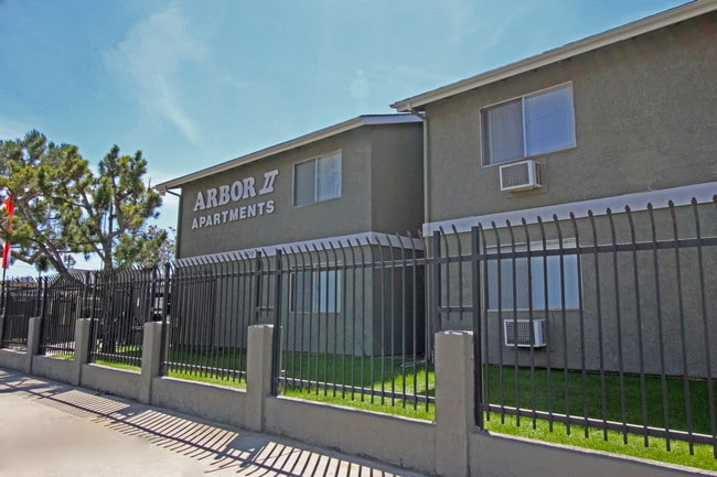 Arbor Apartments