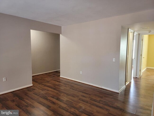 Photo - 9220 Niki Pl Unit 201