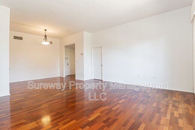 Photo - 1 Markham Rd