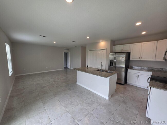 Photo - 2037 SW McAllister Ln