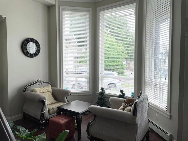 Photo - 14585-1459A 59A Ave