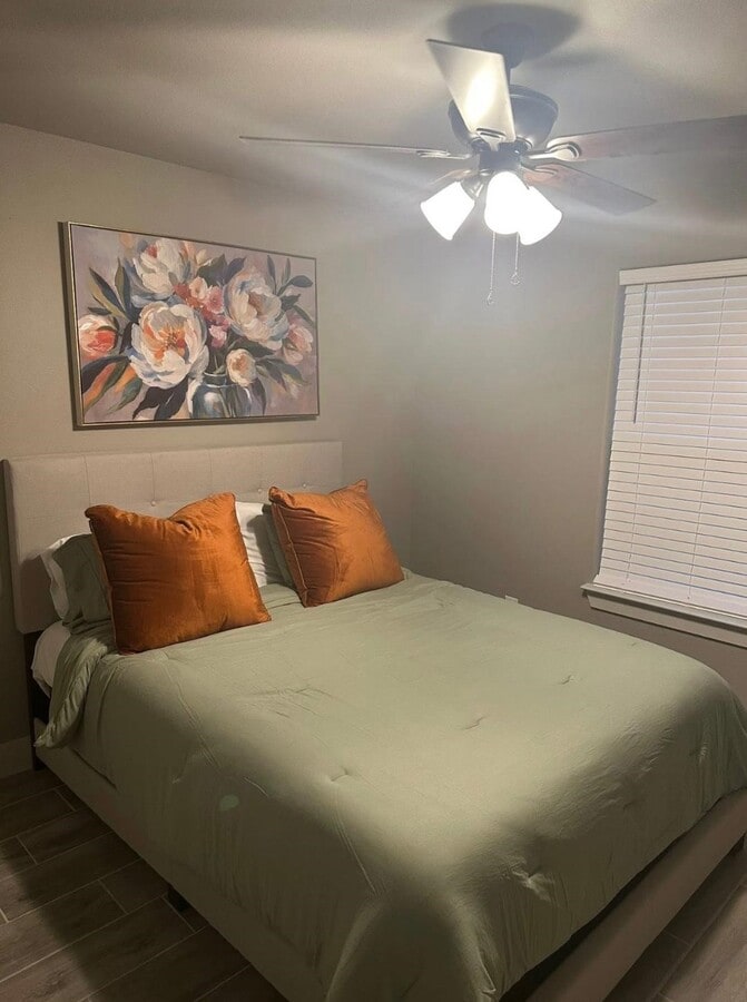 Photo - 340 N 9th St