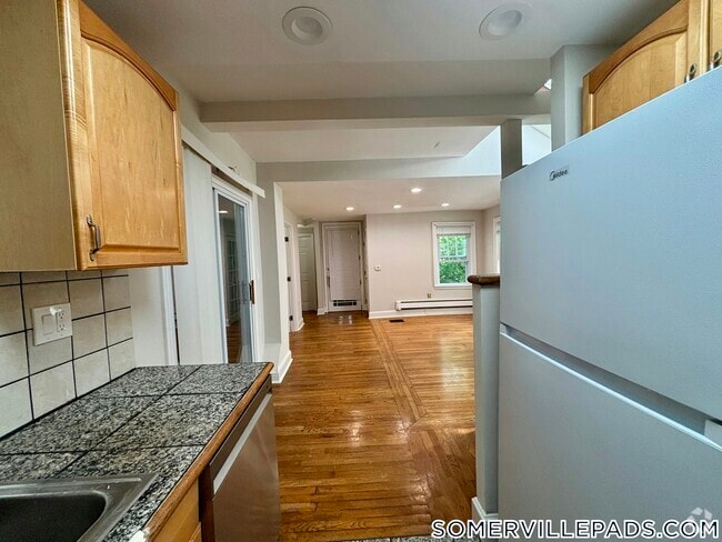 Building Photo - 12 Cutter St Rental