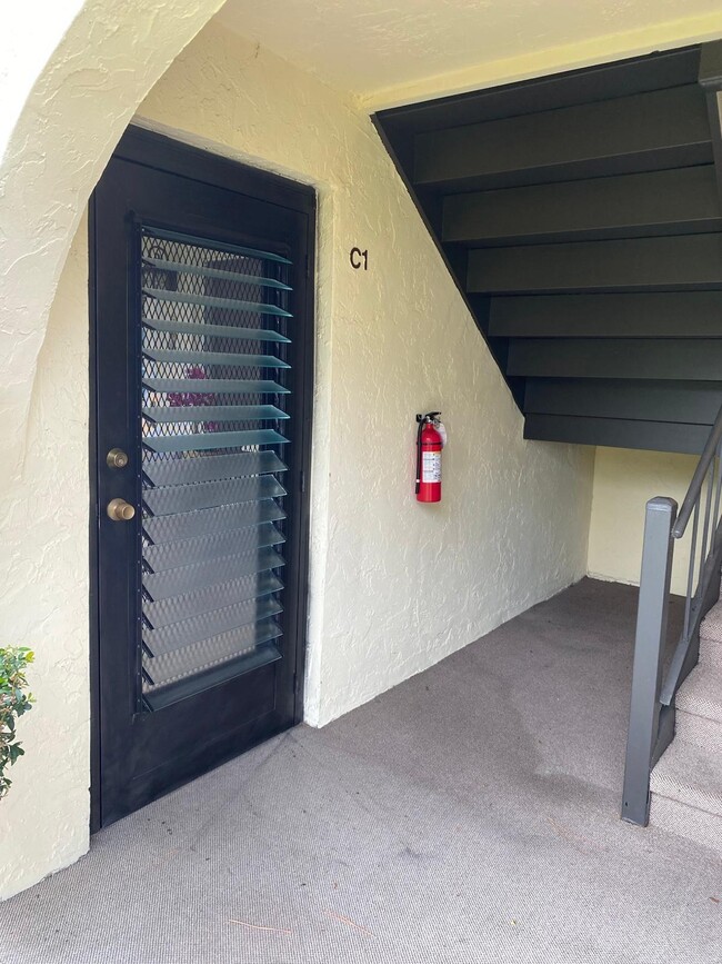 Photo - 5990 Pine Cone Ct Unidad C-1