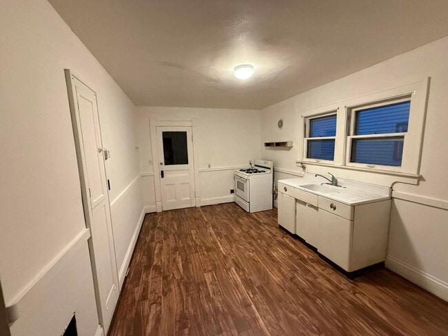 Photo - 208 Freeman Ave Unit 1