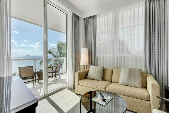 Photo - 4391 Collins Ave Unidad ID1234547P