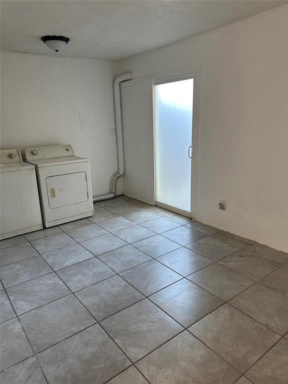 Photo - 401 SE 12th St Unidad 156