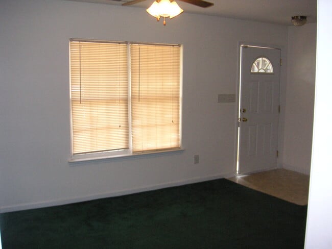 Photo - 1005 Karendale Ave