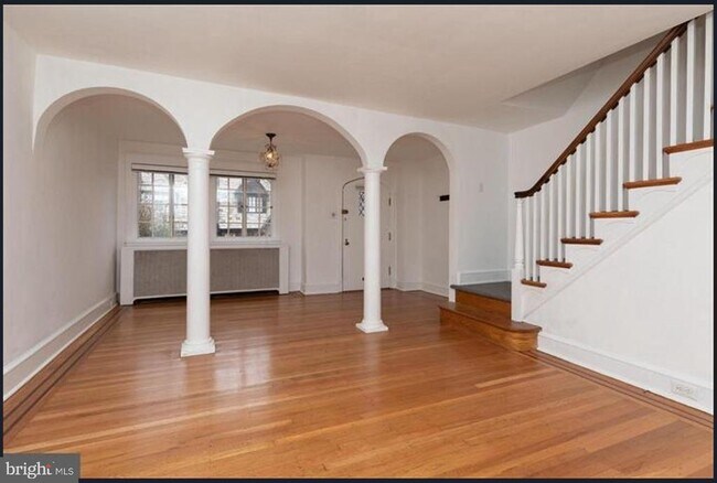 Photo - 3410 W Penn St