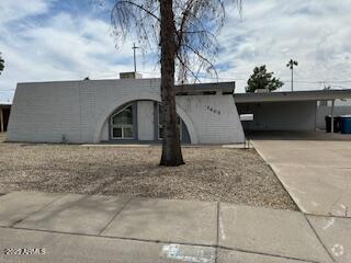 Building Photo - 3403 W Cactus Rd Rental