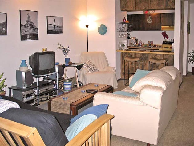 Photo - 427-431 W Doty