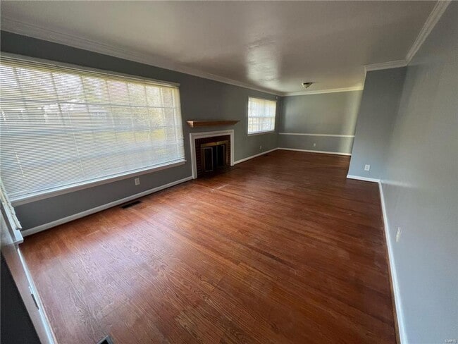 Photo - 1565 Zurich Dr