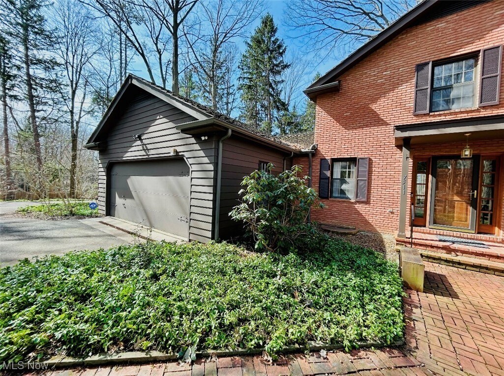 Photo - 7511 Brigham Rd House