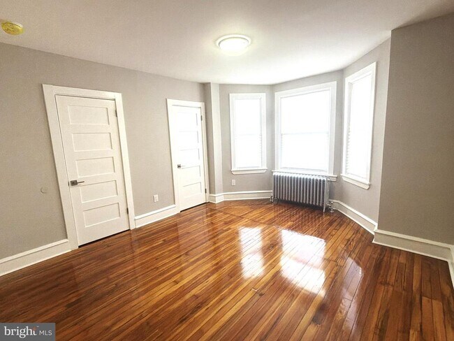 Photo - 2054 W 65th Ave