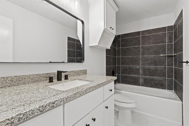 3814 Brier Gardens Dr