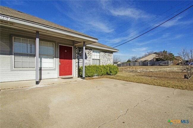 Photo - 907 North Dr Unidad B