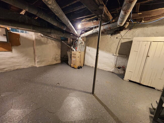 Photo - 210 Radcliffe St