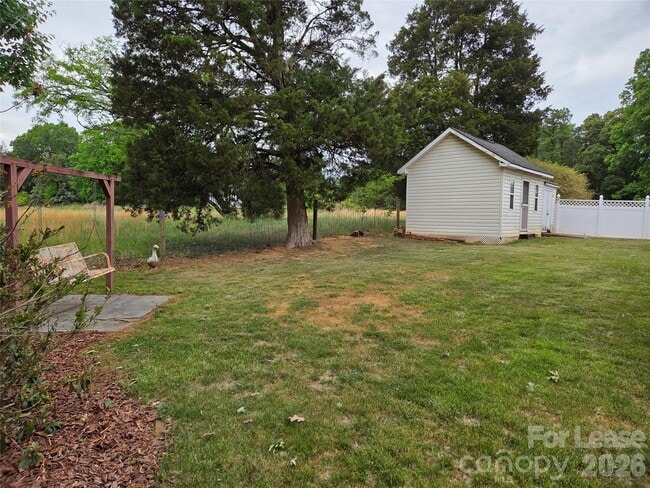 Photo - 1319 Mistletoe Ridge Pl NW