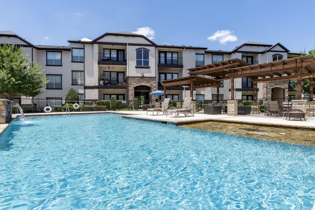 Luxurious pool