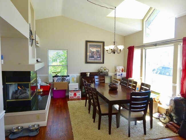 Photo - Gorgeous Three Bedroom Home In Littleton!
