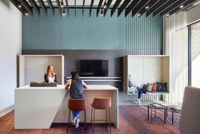 Pitch lobby