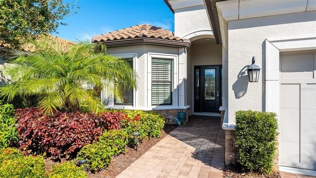 Photo - 5600 Semolino St