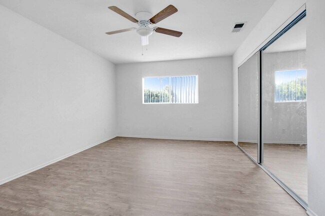 Photo - Cedar Avenue