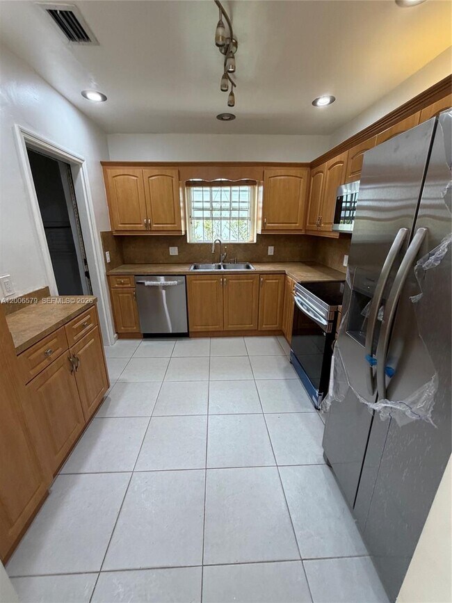 Photo - 5321 NW 9th Ave