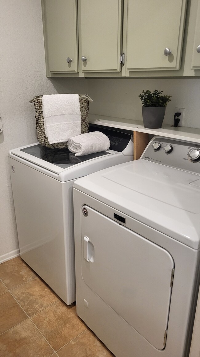 Photo - 2571 Plaza del Amo Unit 109