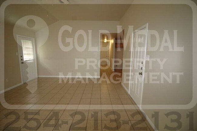 Photo - 601 N Gilmer St