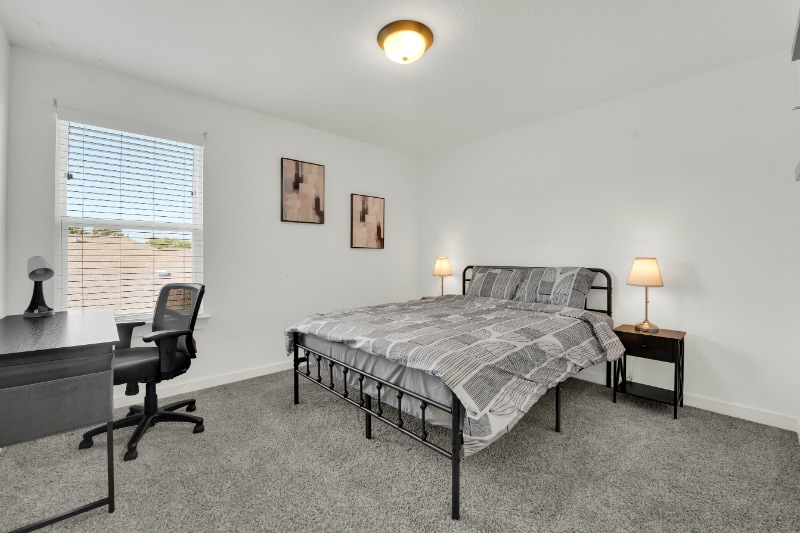 2113 Paxton Way