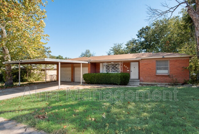 Photo - 867 Odie Dr